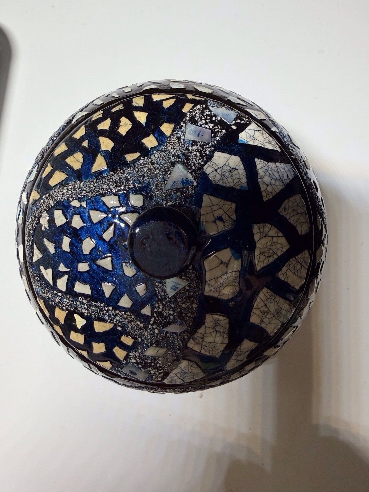 Handmade Blue Jar with Lacquer Art with Eggshell Inlay