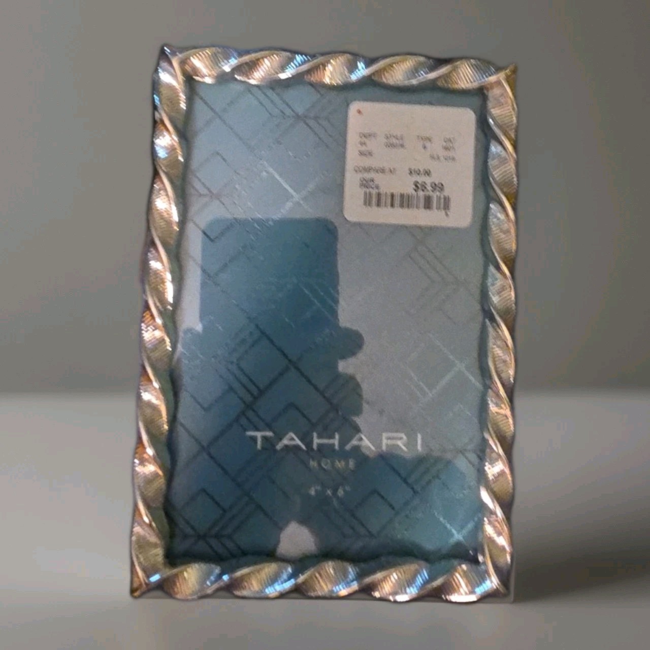 Tahari 4.5” X 6.5” Back Load Picture Frame. Metal Rope Design, Silver Finish NWT