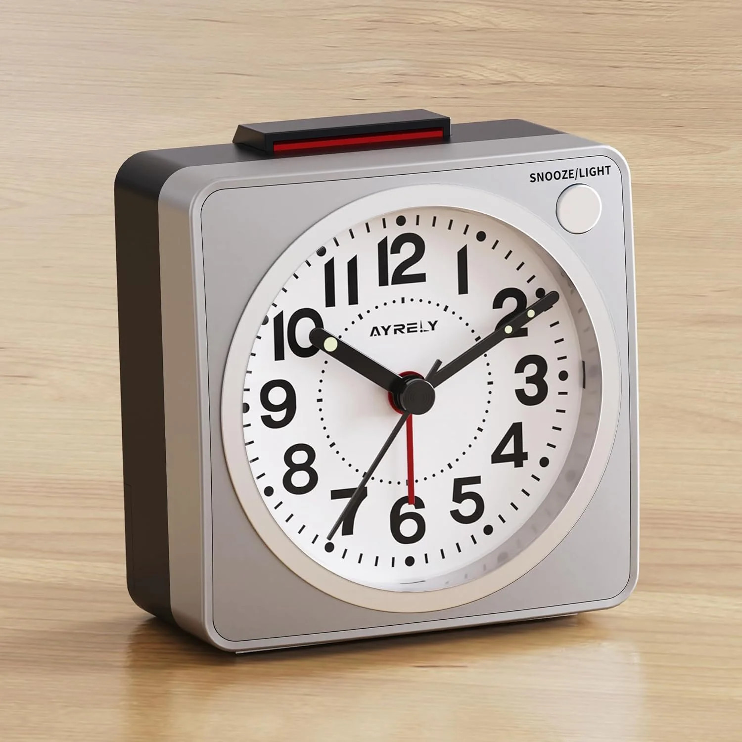 AYRELY® 2.6&Prime; × 1.4&Prime; Ultra Small Battery Operated Analog Travel Alarm Clock, Sile