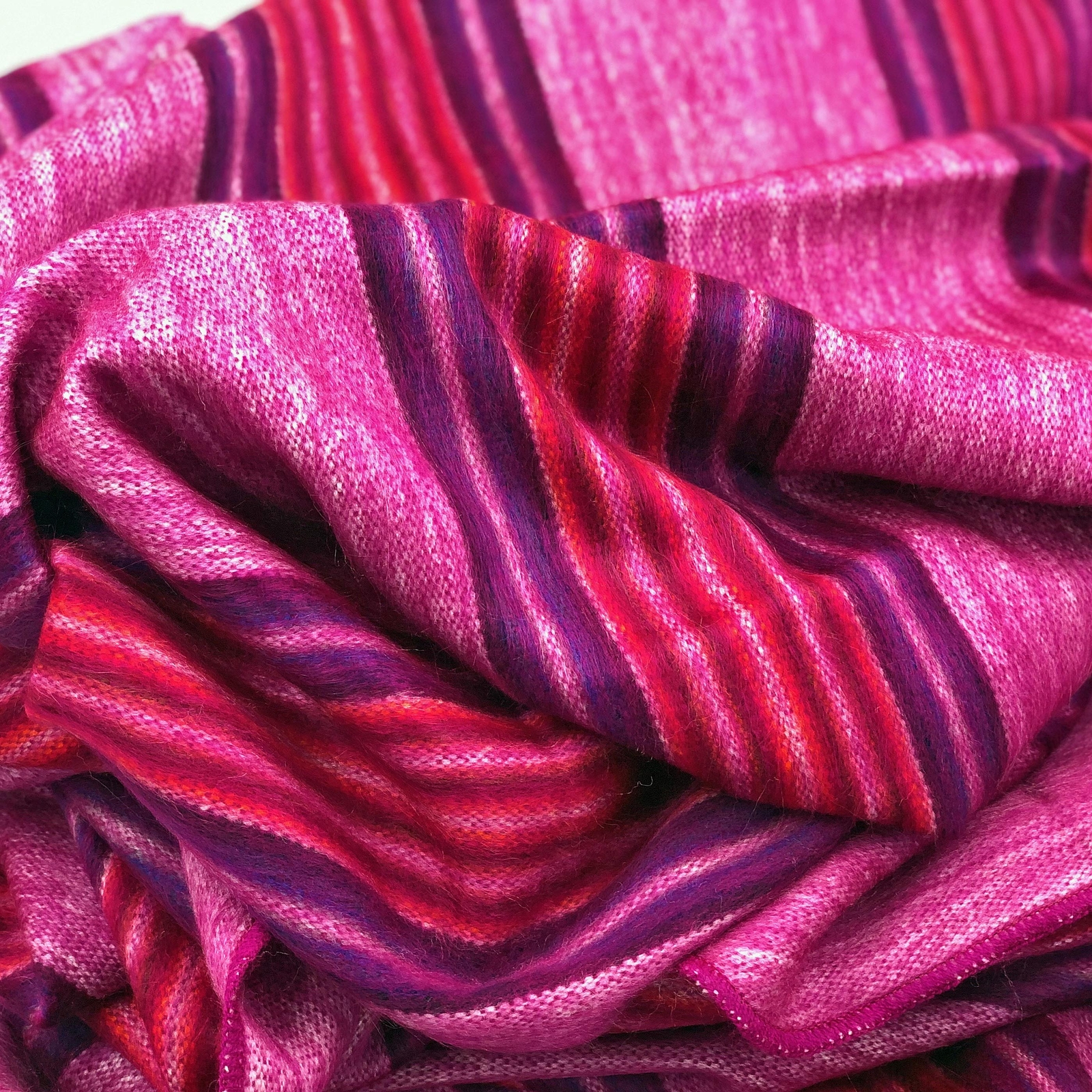 SOFT & WARM PURPLE FUCHSIA STRIPED ALPACA LLAMA WOOL BLANKET PLAID QUEEN