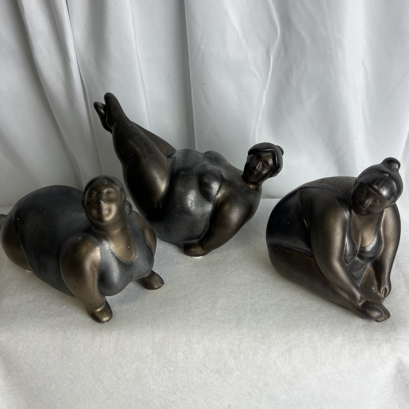 SET OF THREE Torre & Tagus Collection Beach Girl Figures Black/Brown Ceramic