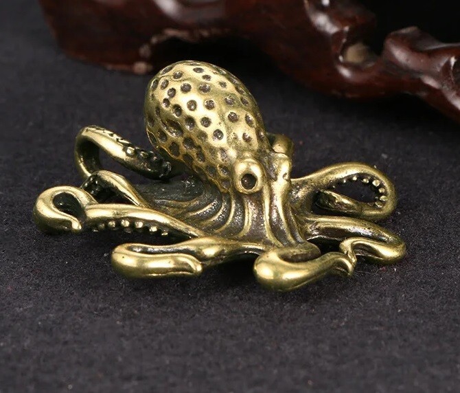 Brass Octopus Animal Statue Small Sculpture Tabletop Figurine Home Decor Gifts