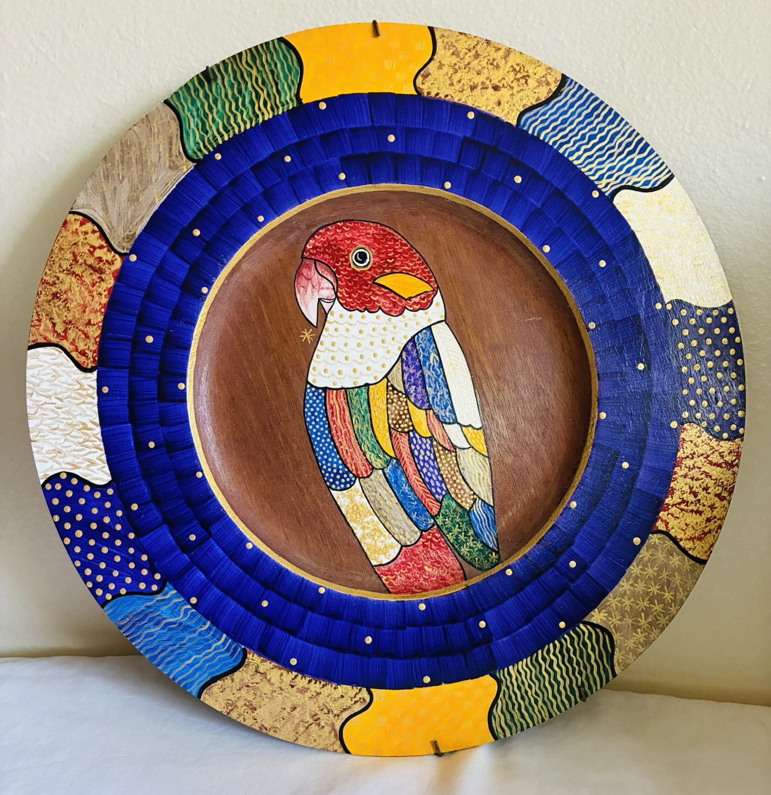 Signed Bibi Leon Hand Crafted Painted Parrot Mahogany Wood Charger 14&Prime;Plate Tray