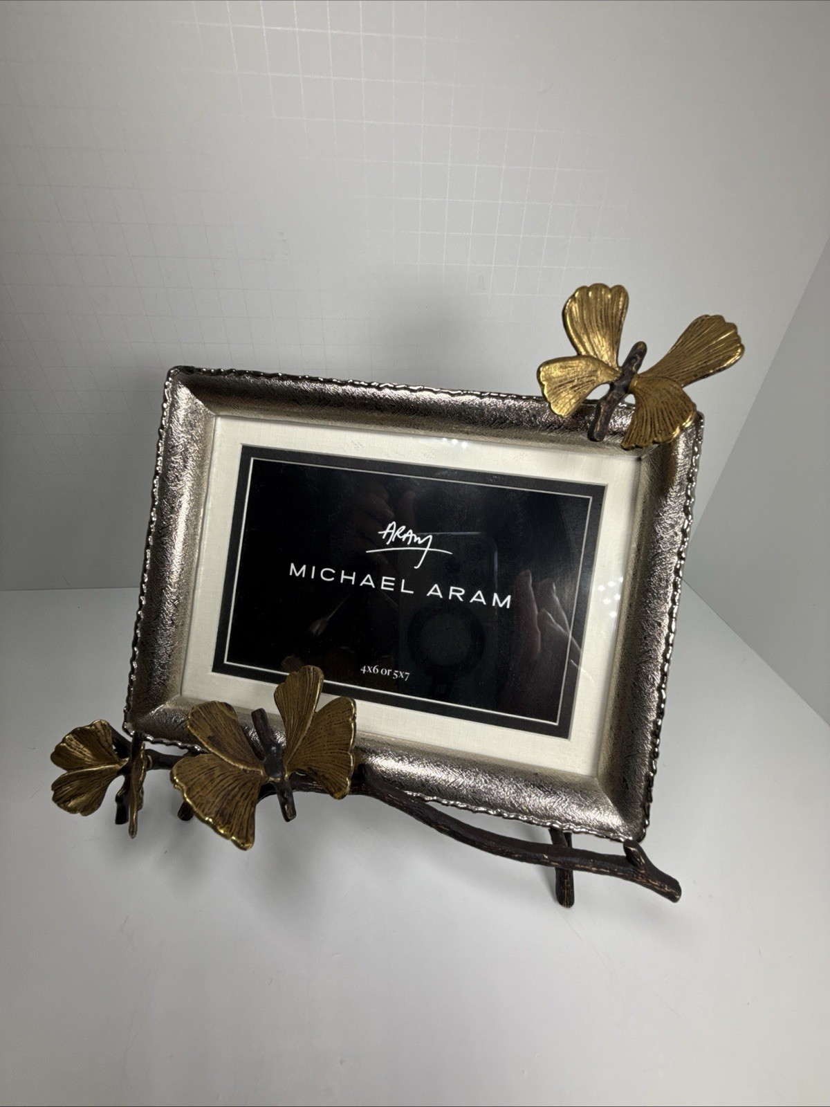 Michael Aram Butterfly Ginkgo Easel Frame Elegant Designer Home Decor Size 4×6