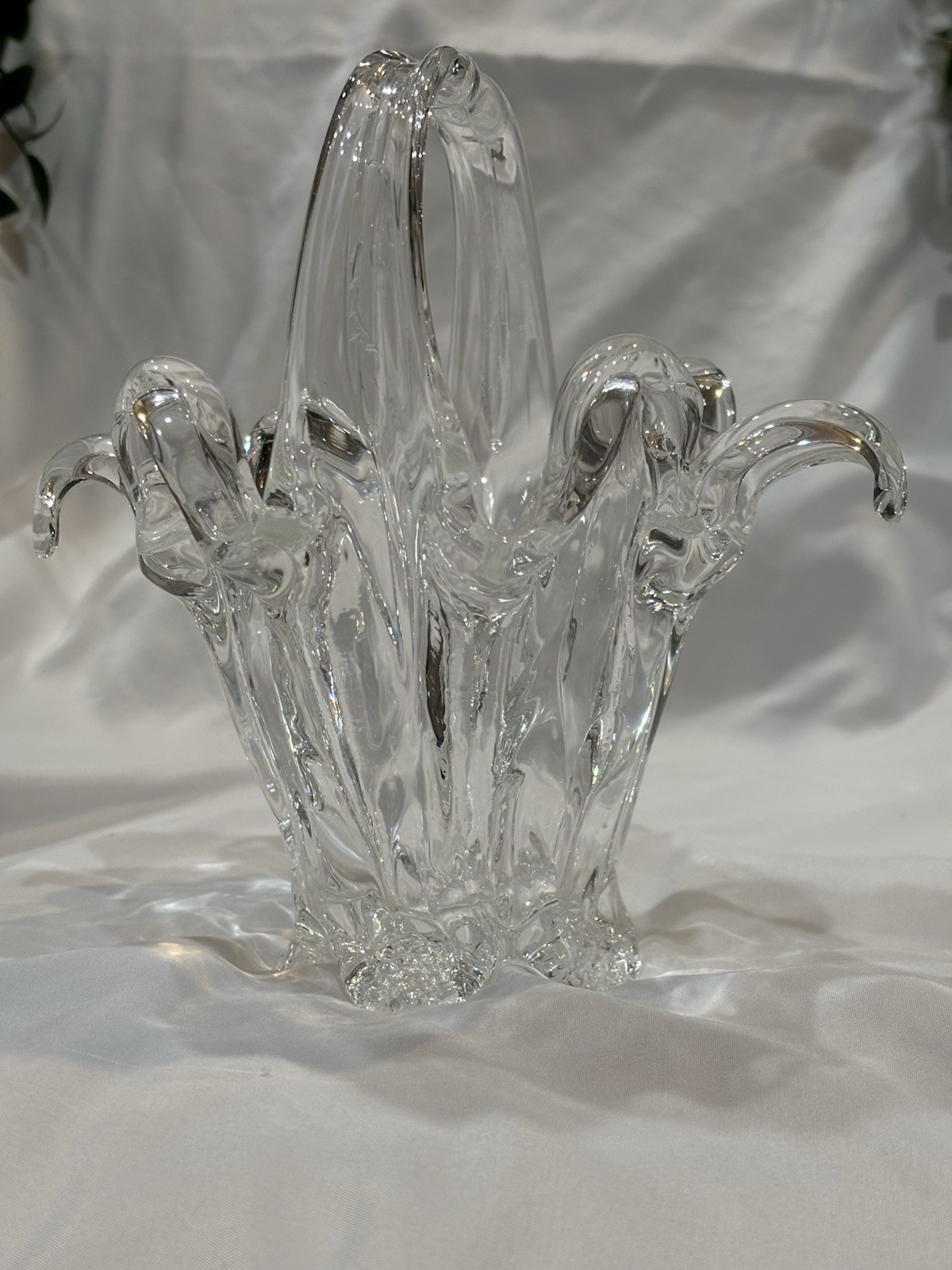 Clear Art Glass MCM Mid Century Throw Basket Candy Dish