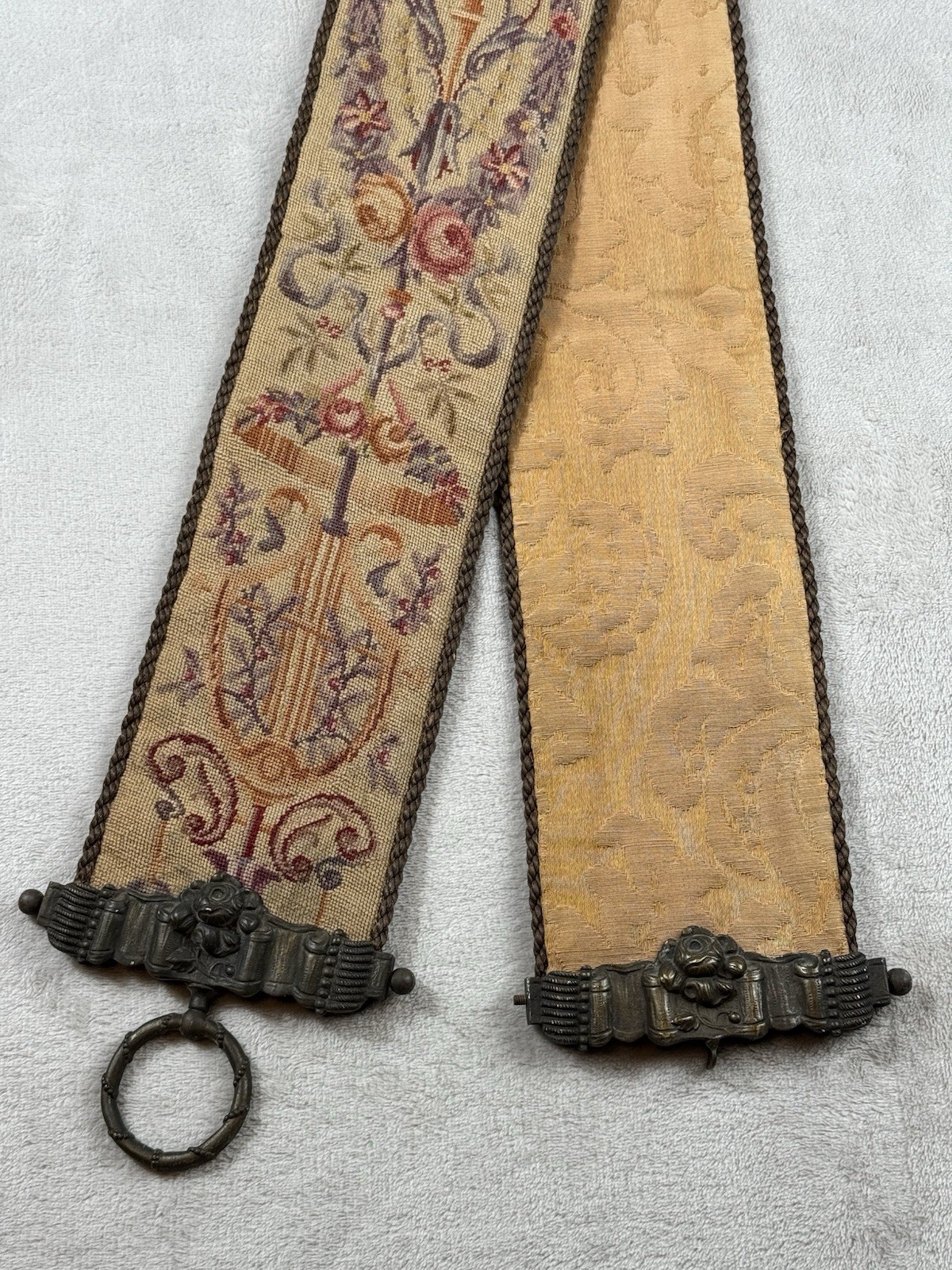 Vtg Wool Needlepoint Bell Pull Floral Motif Wall Hanging Hardware Ends 60×5”
