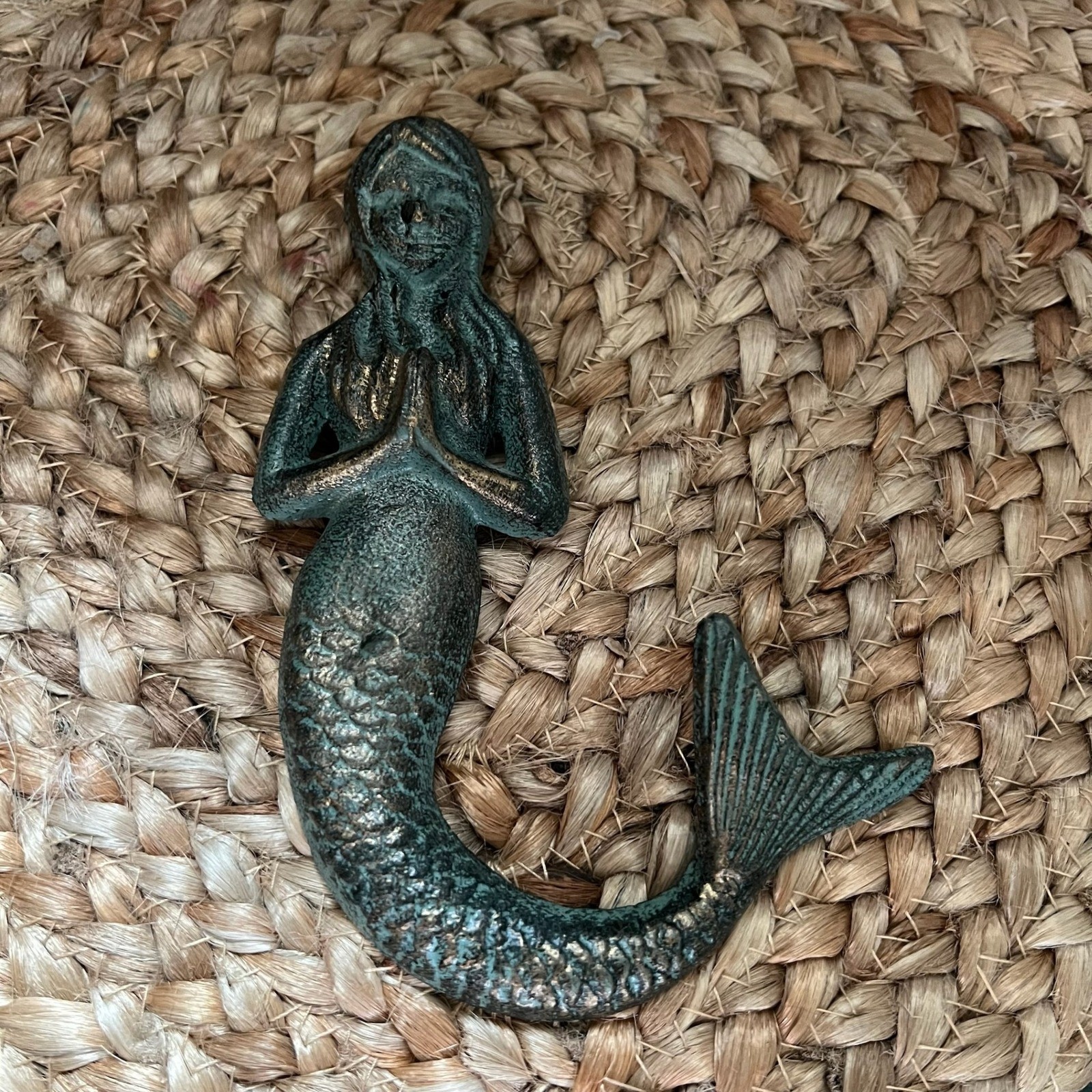 Cast Iron Mermaid Wall Hanging Figurine 8&Prime; Patina Finish Nautical Decor Coastal