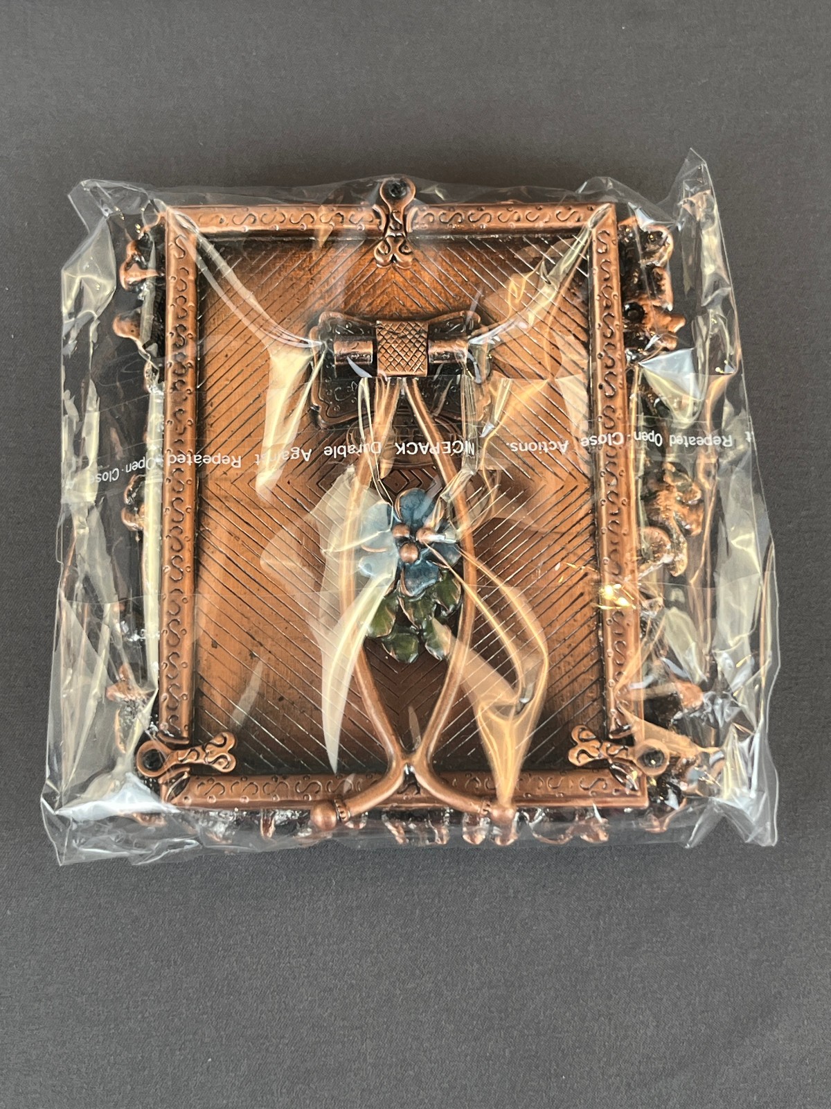 New Ciel Enamel & Swarovski Floral Crystal Photo Frame 4 ½” x 4” w/Box (D)