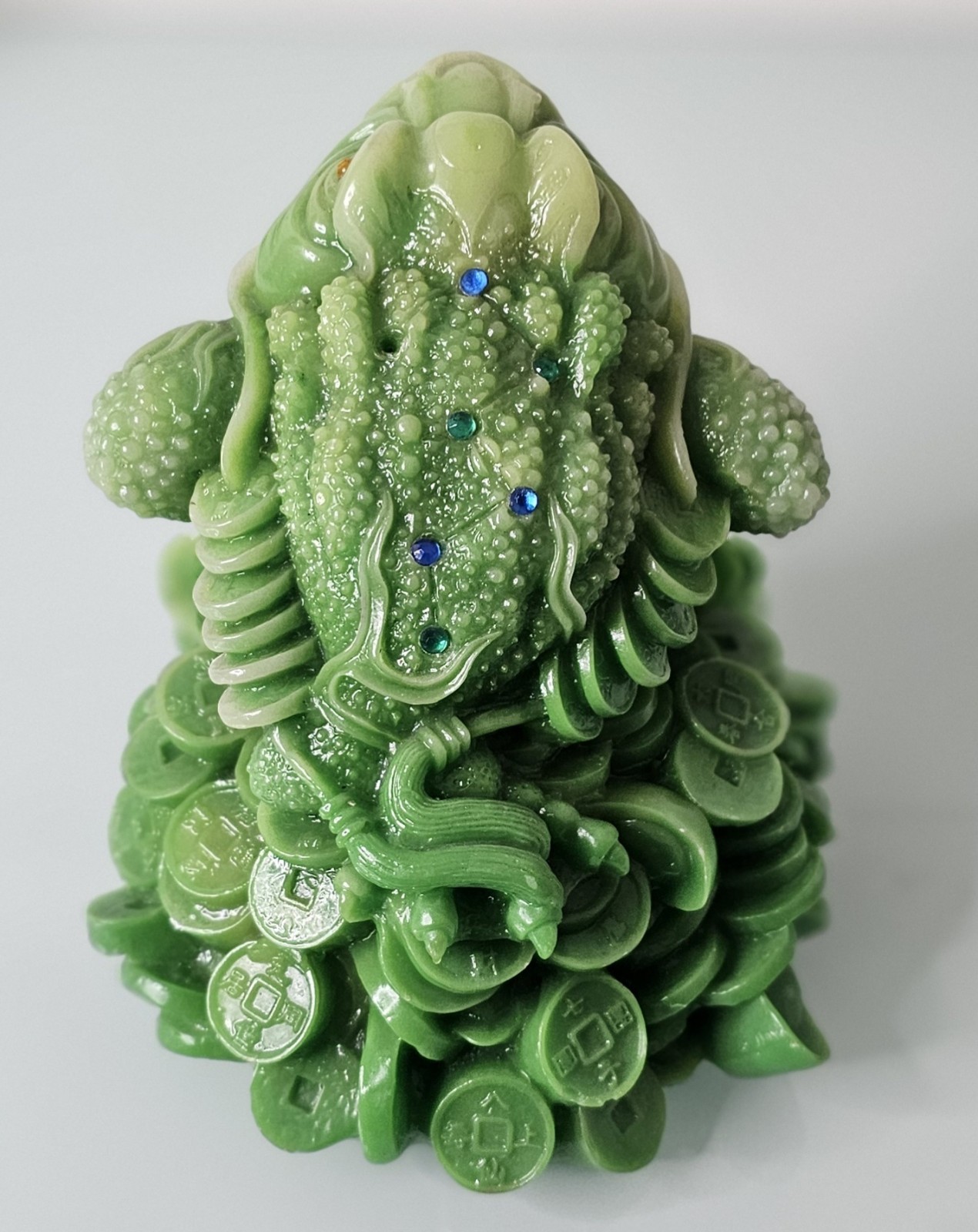 Estate Jade Green Resin Feng Shui Money Toad Figurine Chan Chu 3 Leg Lucky Fr