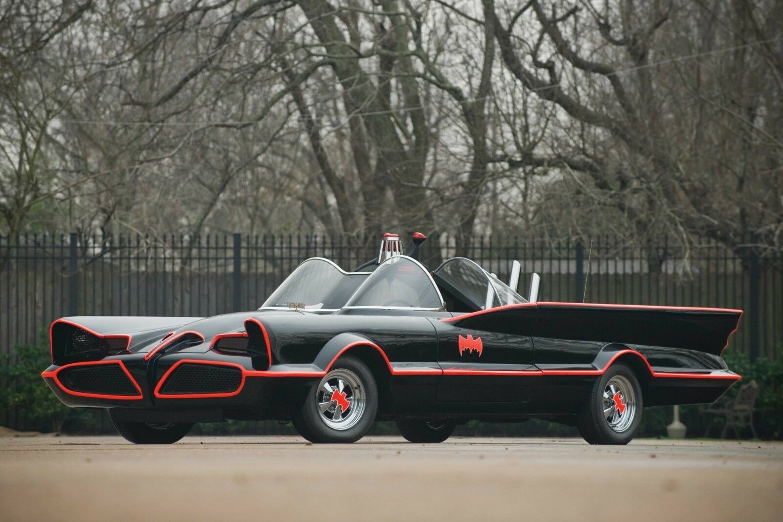 1966 BATMOBILE LINCOLN FUTURA POSTER – Poster 20×30 Awesome print!