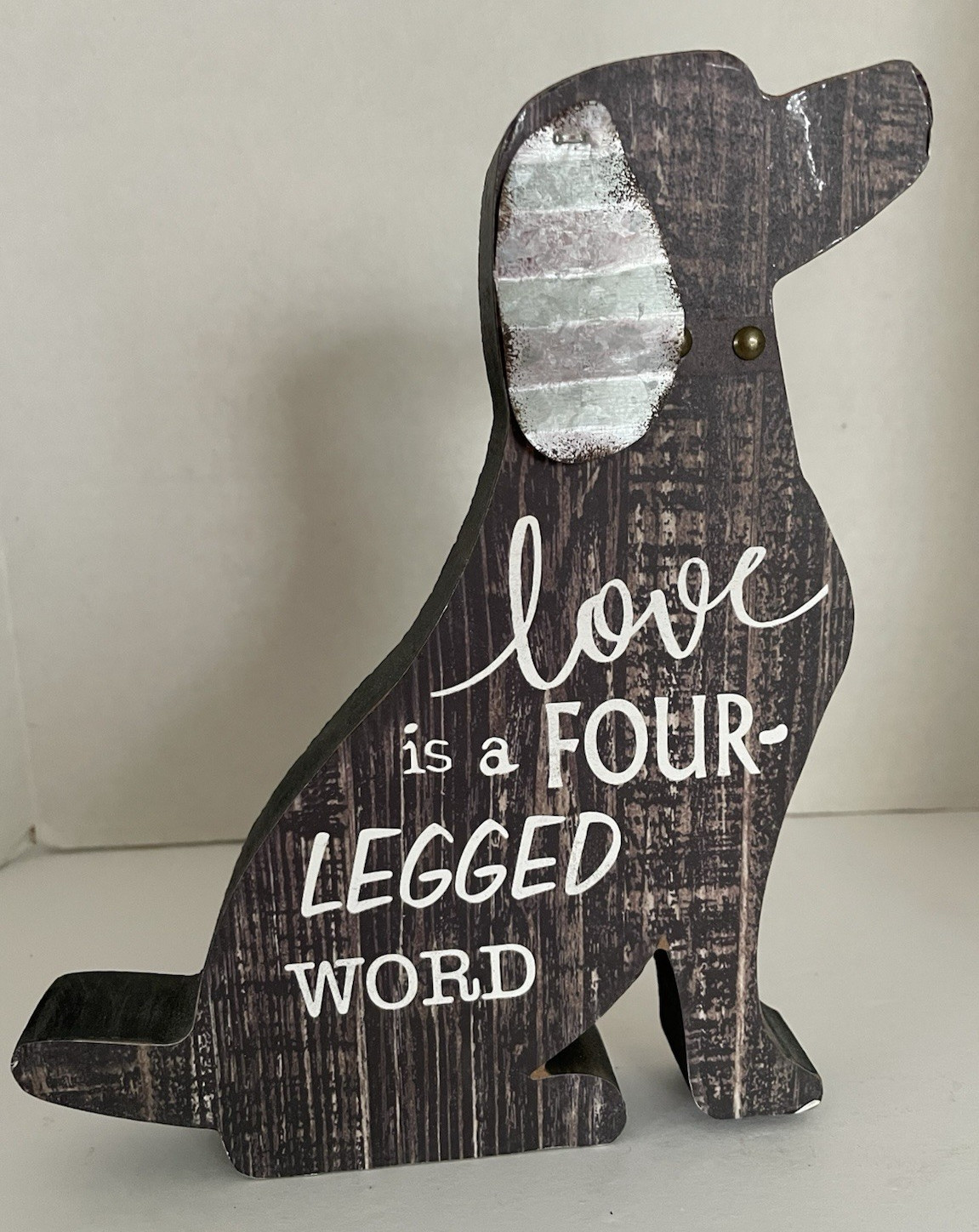 Loyal Dog Wood Silhouette, « Love is a Four-Legged Word », 8.5&Prime; X 6.5&Prime; X 1&Prime;