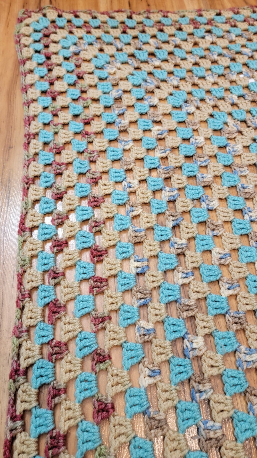 46&Prime; X 43&Prime; Crochet Blue Tan Purple Throw Blanket VTG Handmade Couch Afghan Retro