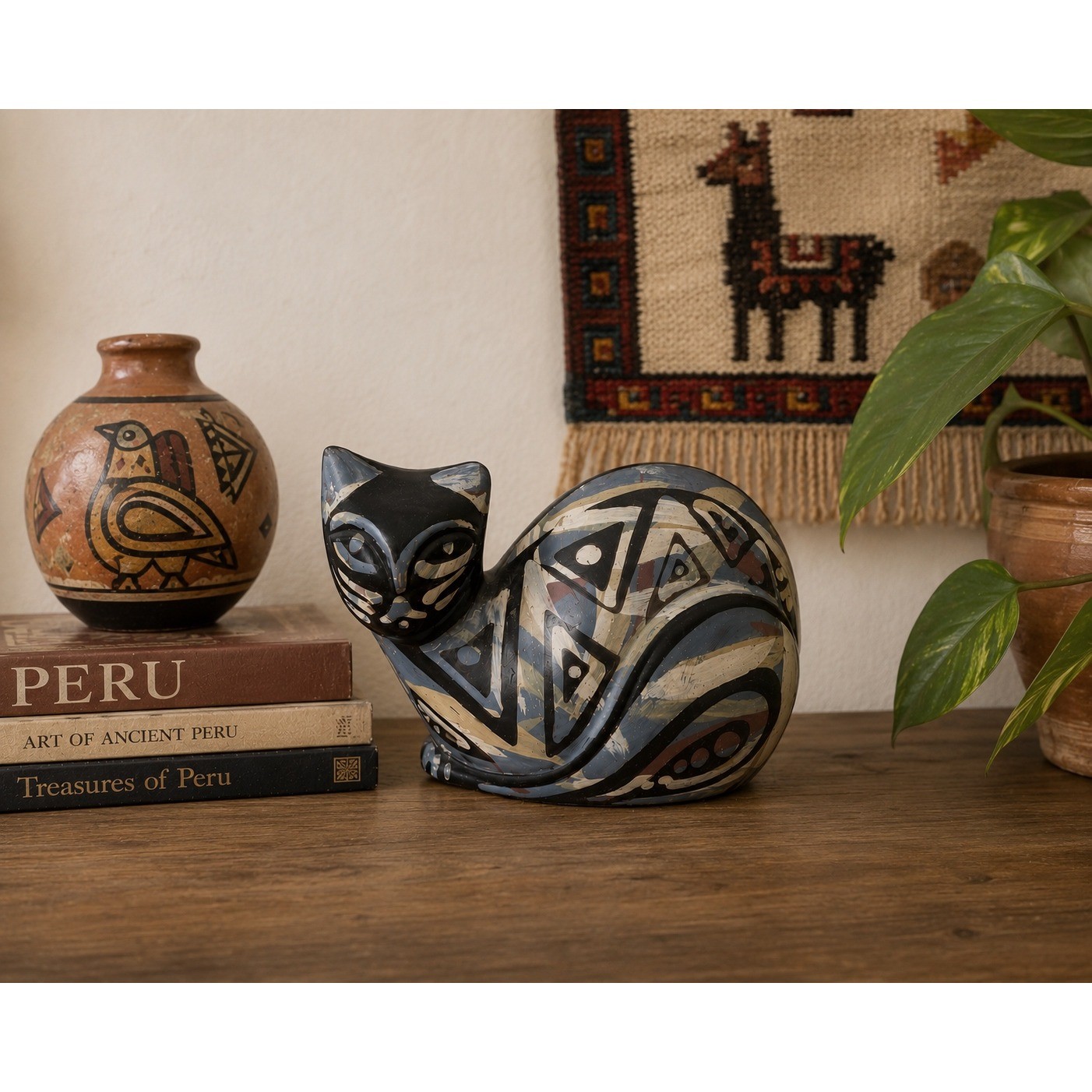Signed Rogger Crisanto Chulucanas Peru Pottery Cat Figurine Folk Art