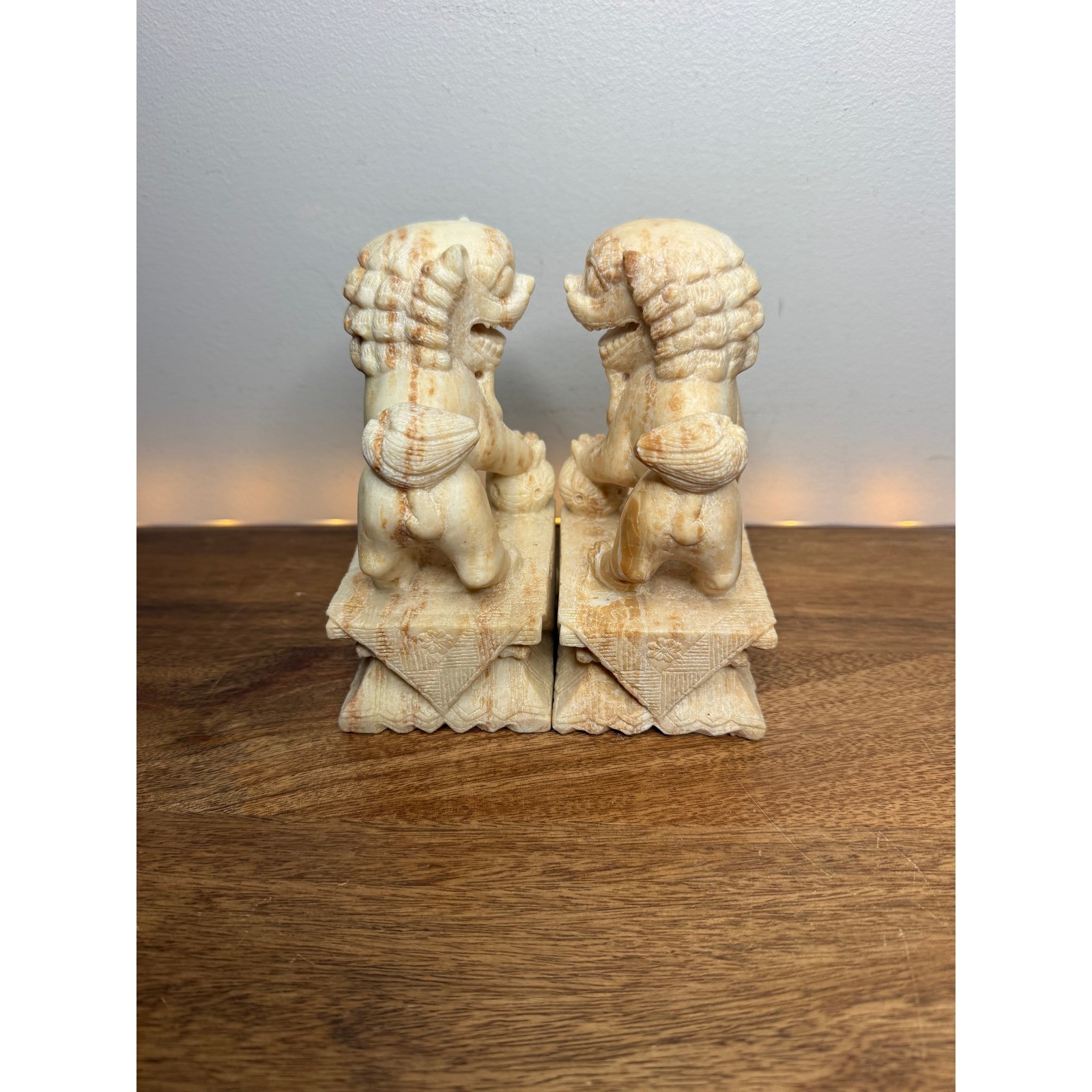 Pair of Hand Carved Soapstone Foo Dog Statues Pair Chinese Guardian Lions Tan 6&Prime;