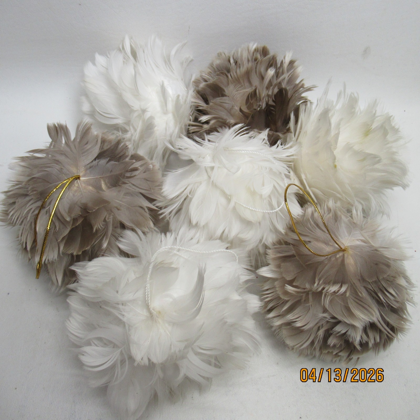 Decorative Hanging Feather Balls Bulbs Orbs Lot of 7 Muted Cocoa Ivory Fluffy 3&Prime;