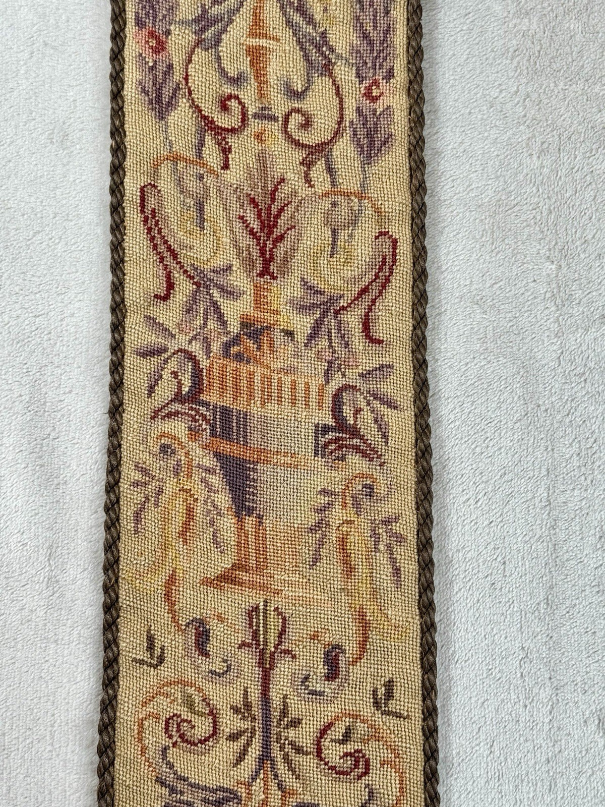 Vtg Wool Needlepoint Bell Pull Floral Motif Wall Hanging Hardware Ends 60×5”