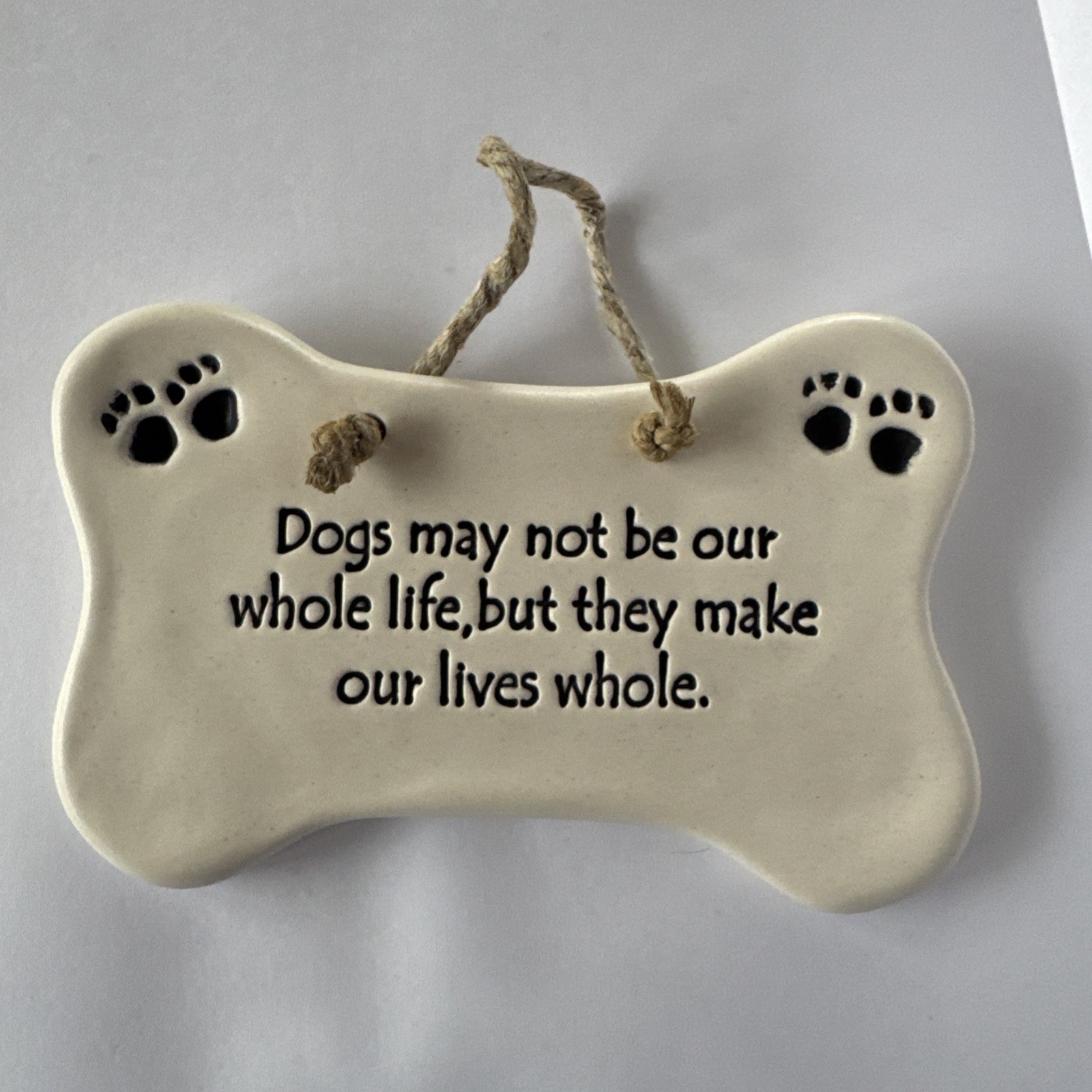 August Ceramics 6.25×4” Hanging Plaque Dogs Decor Made In USA