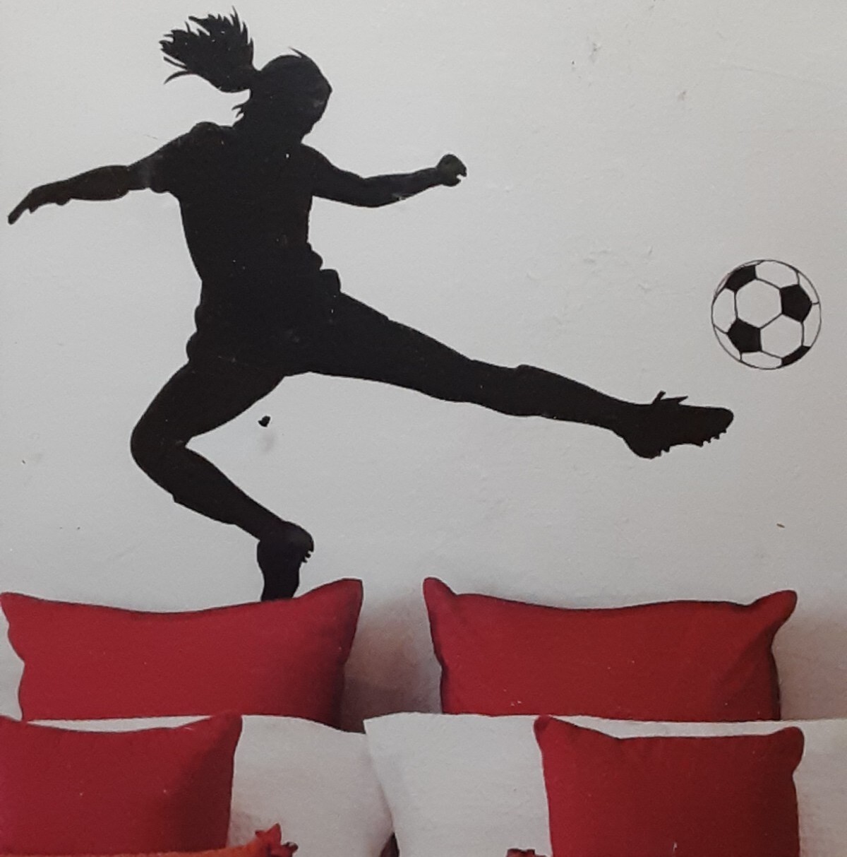 Lot 26 Studio *Wall Decal* (Silhouette Female Soccer Player) aprox 46X35 Black