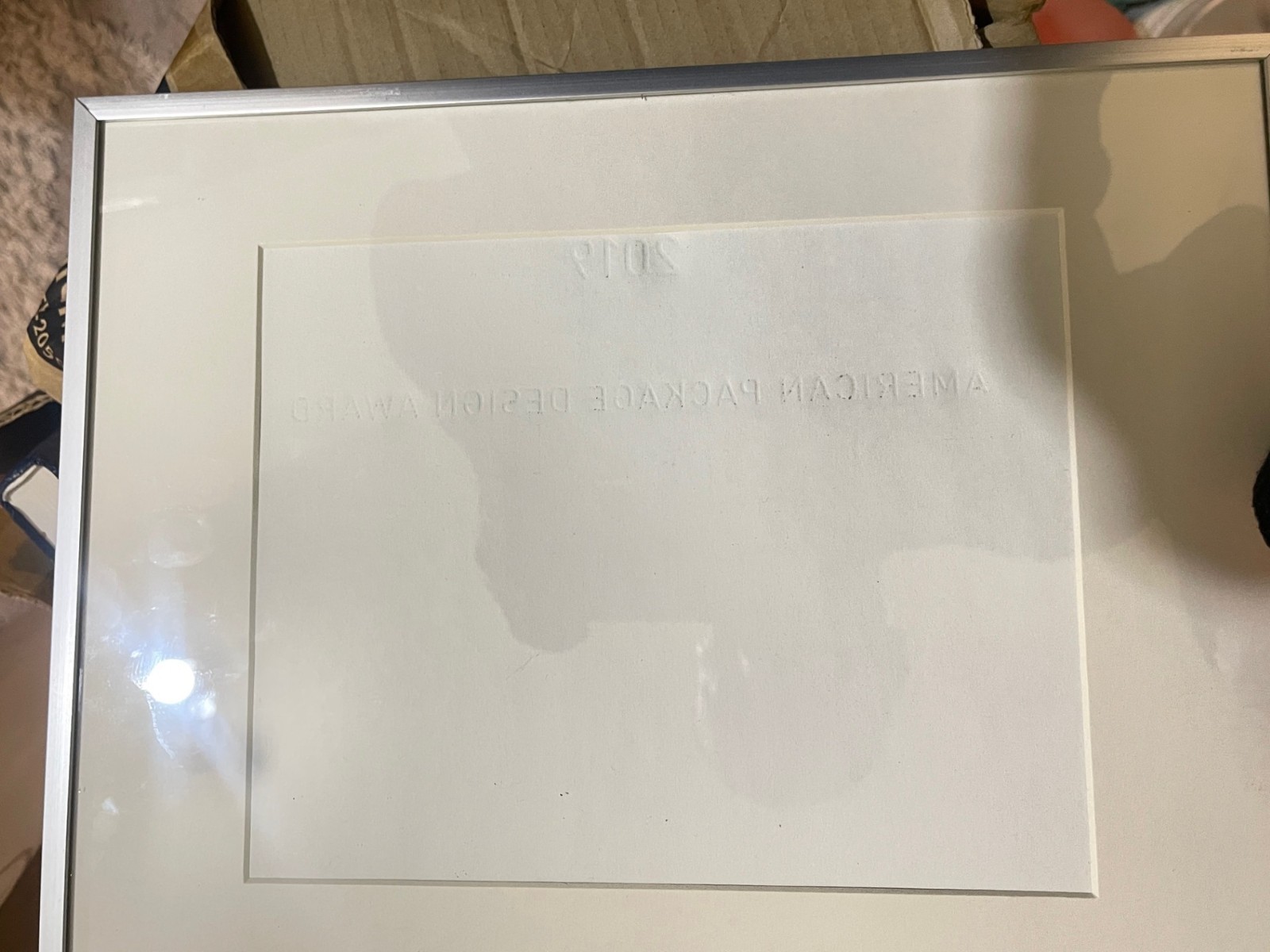 14 1/2&Prime; x 11 1/2&Prime; x 1&Prime; Aluminum Picture Frame with Mat See photos(R4)