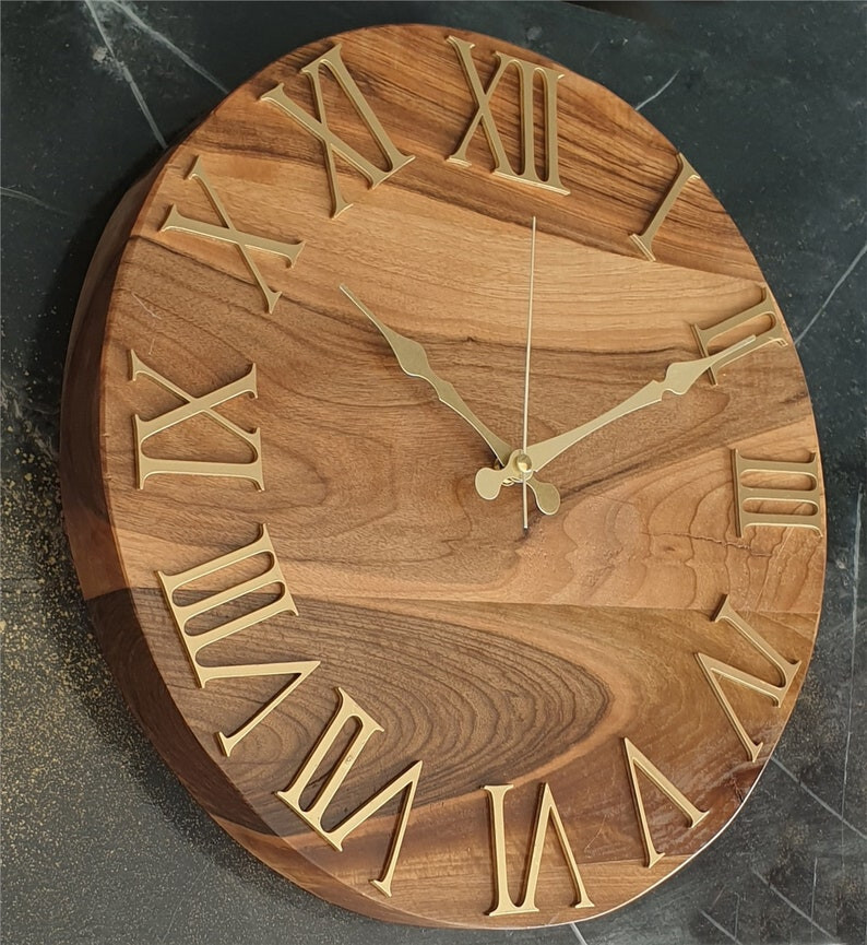 New Designer Brown Finished Wall Art Custom Wooden Handmade Round Shaped Gift