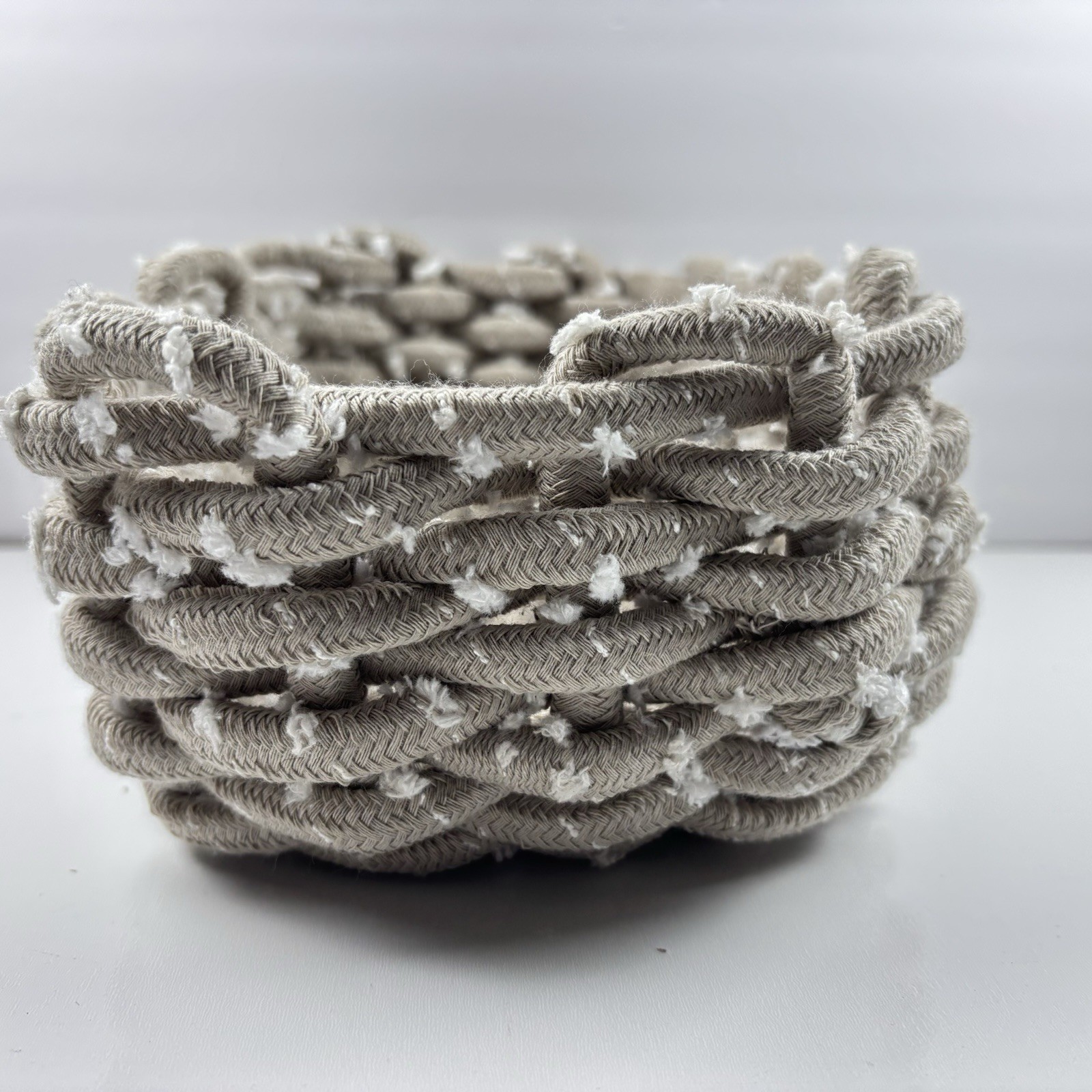 UGG Woven Chunky Woven Rope Braid Basket Bin Gray Taupe White 9.5” x 5.75” *READ