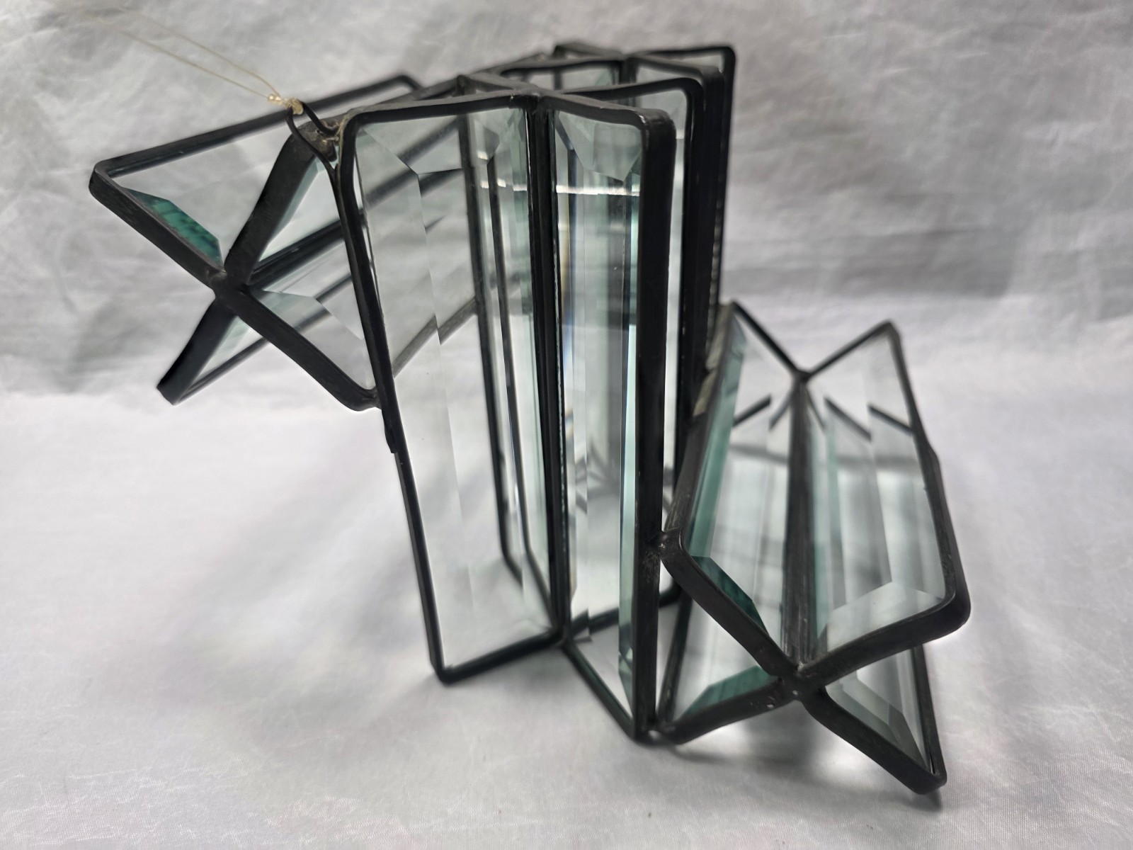 Beveled Glass Metal Frame 16 Panels Handmade Geometric Hanging Suncatcher