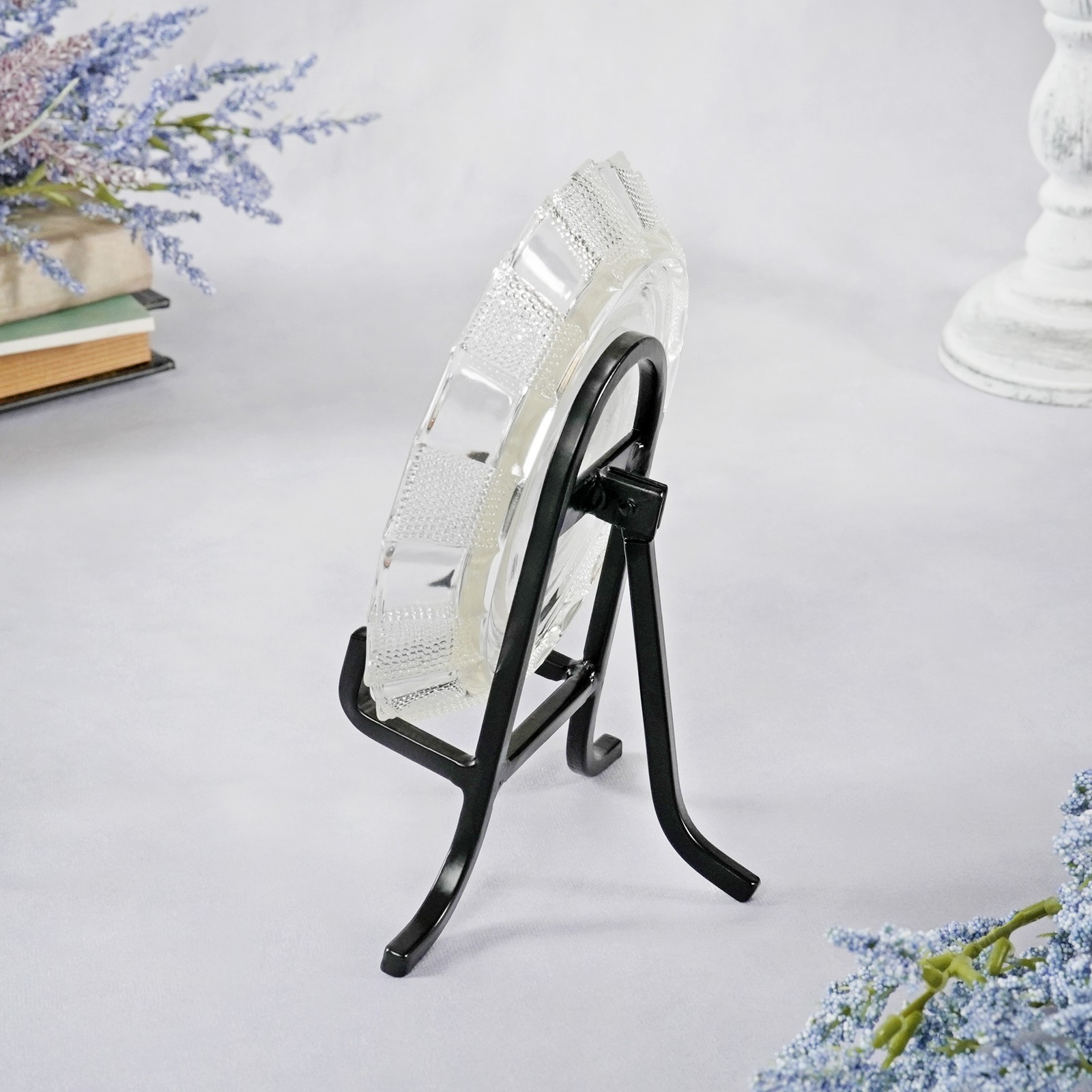 Bard&rsquo;s Black Wrought Iron Easel, 6&Prime; H x 5.5&Prime; W x 4&Prime; D (For 6&Prime; – 8.5&Prime; Plates)