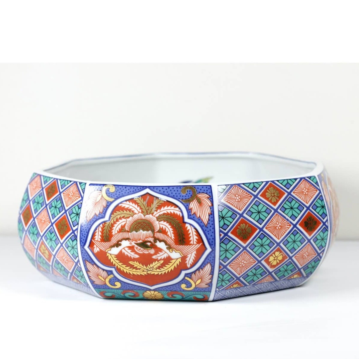 Vintage Andrea By Sadek Japan Porcelain Imari Gilded Octagonal 8in Shallow Bowl
