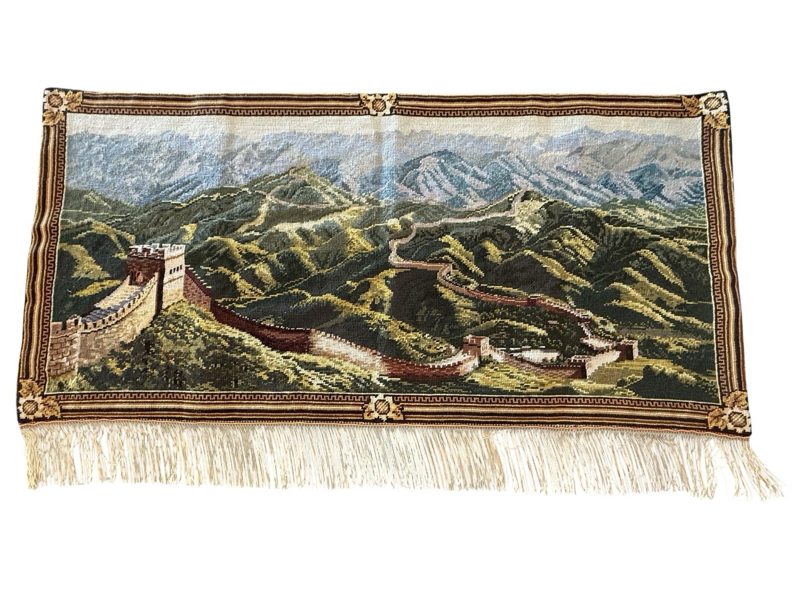Vintage Great Wall Of China Tapestry Wall Hanging 38&Prime; X 20&Prime; With Fringe Asian