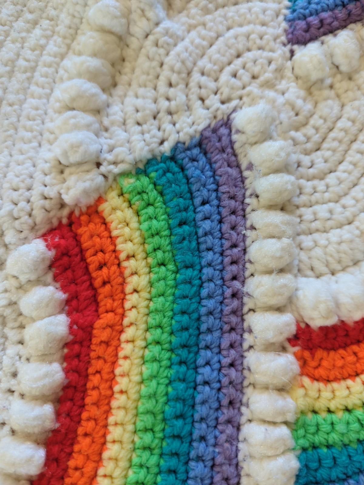 Vtg Handmade Rainbow and Clouds Crocheted Afghan Scalloped Blanket – 43×50