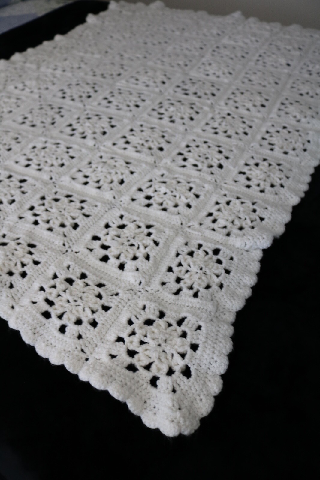 Baby Granny Squares Afghan Hand Crocheted Soft White Cream Popcorn Stitches EUC