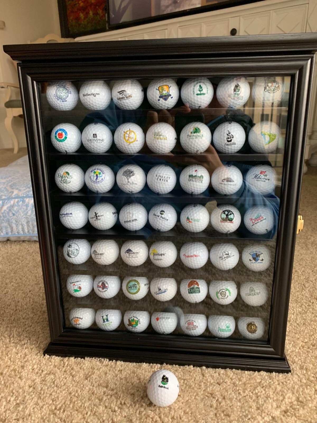 Golf Ball Display Case 49 Pcs Cherry & Green Wall Glass Door Cabinet Wood Rack