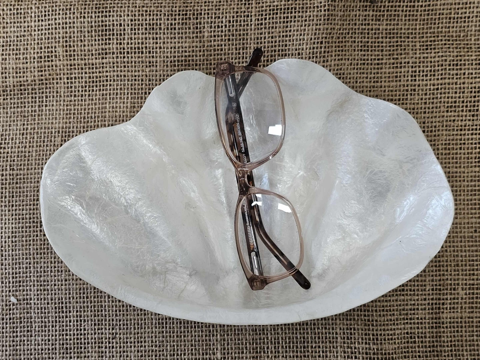 1-CAPIZ SEASHELL Clam Shape Bowl,Wedding Decor,Beach Decor,All Occasion Gifts