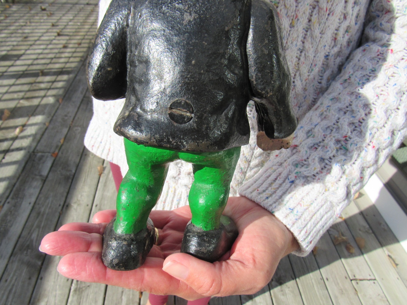 VINTAGE ORIGINAL c1900 HUBLEY GARDEN GNOME CAST IRON DOORSTOP