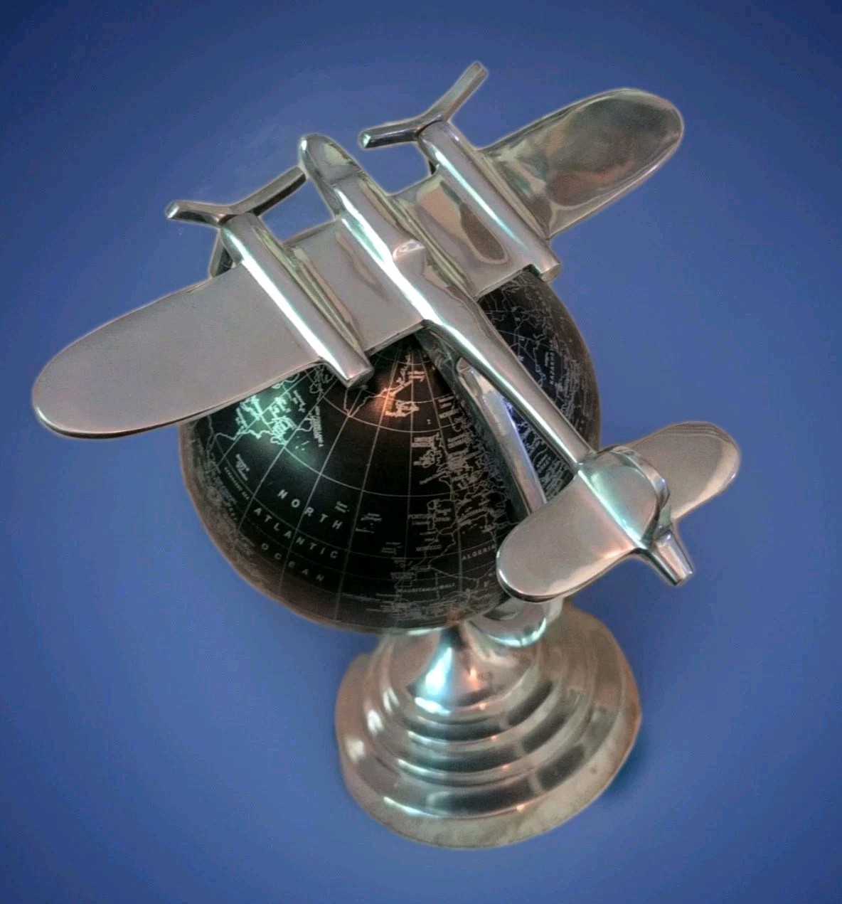 Vintage Style World Globe Black & Silver Metal Plane 15&Prime; Tall Tabletop Desktop