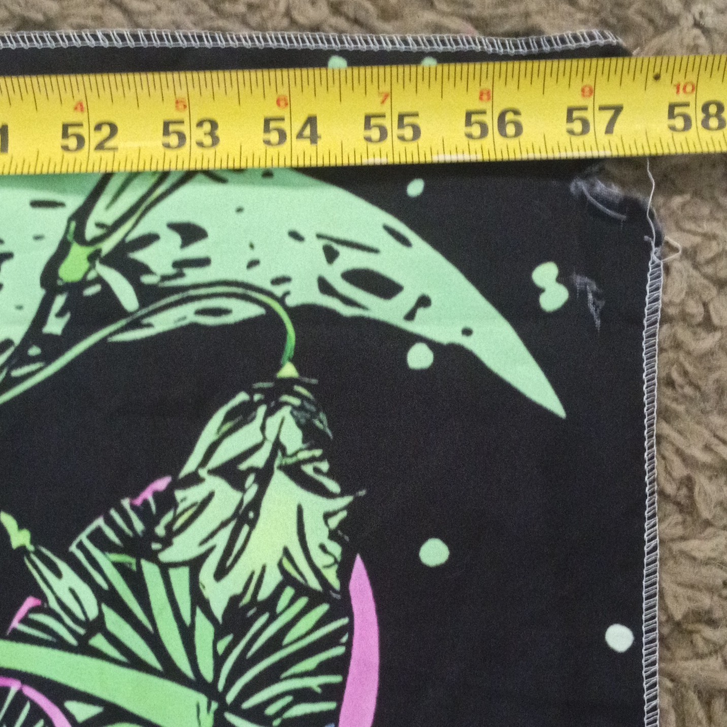 Psychedelic Skull Graphic Wall Tapestry 58 x 78 in 100% Polyester Black