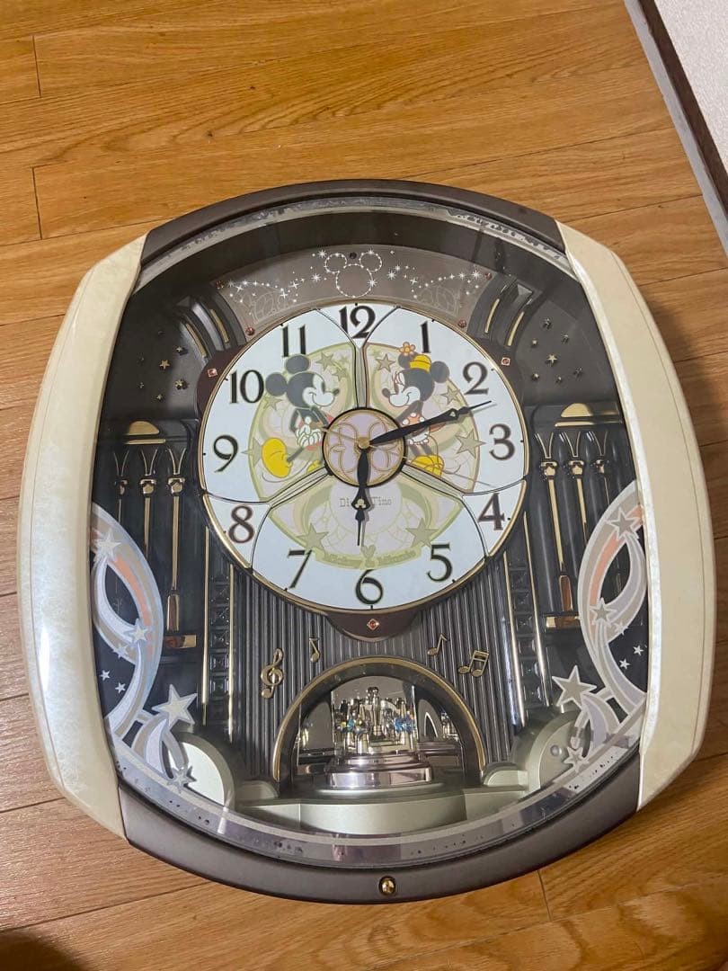 SEIKO Disney Time FW563A Mickey Minnie Musical Wall Clock Japan No Box