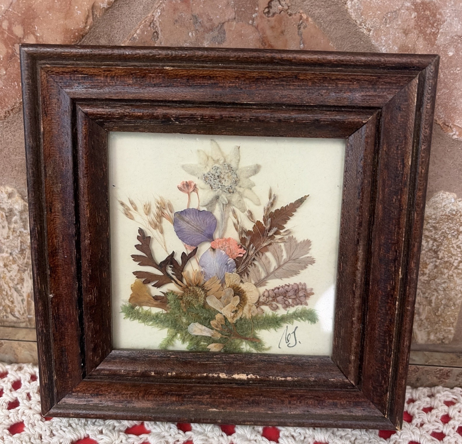 Framed Dried Edelweiss Handmade In Austria Kunsthandwerk aus Österreich Signed