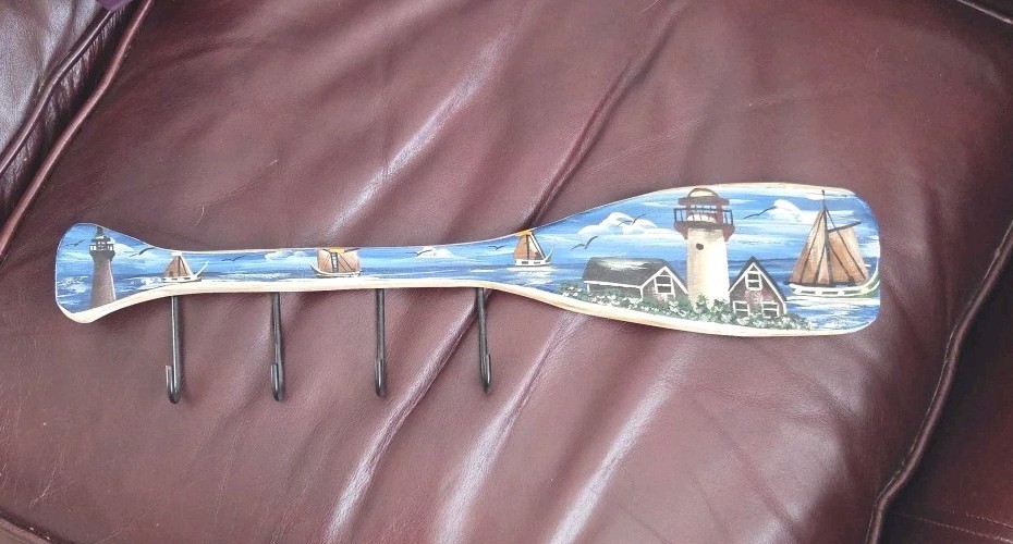 Hand Painted Wooden Oar Key Holder Lighthouse Ocean Scene Lightweight