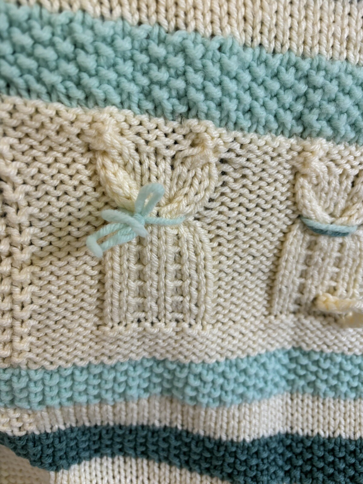Lap Blanket Cat Crochet Cream Teal 47 in x 43 in Approx Stripes