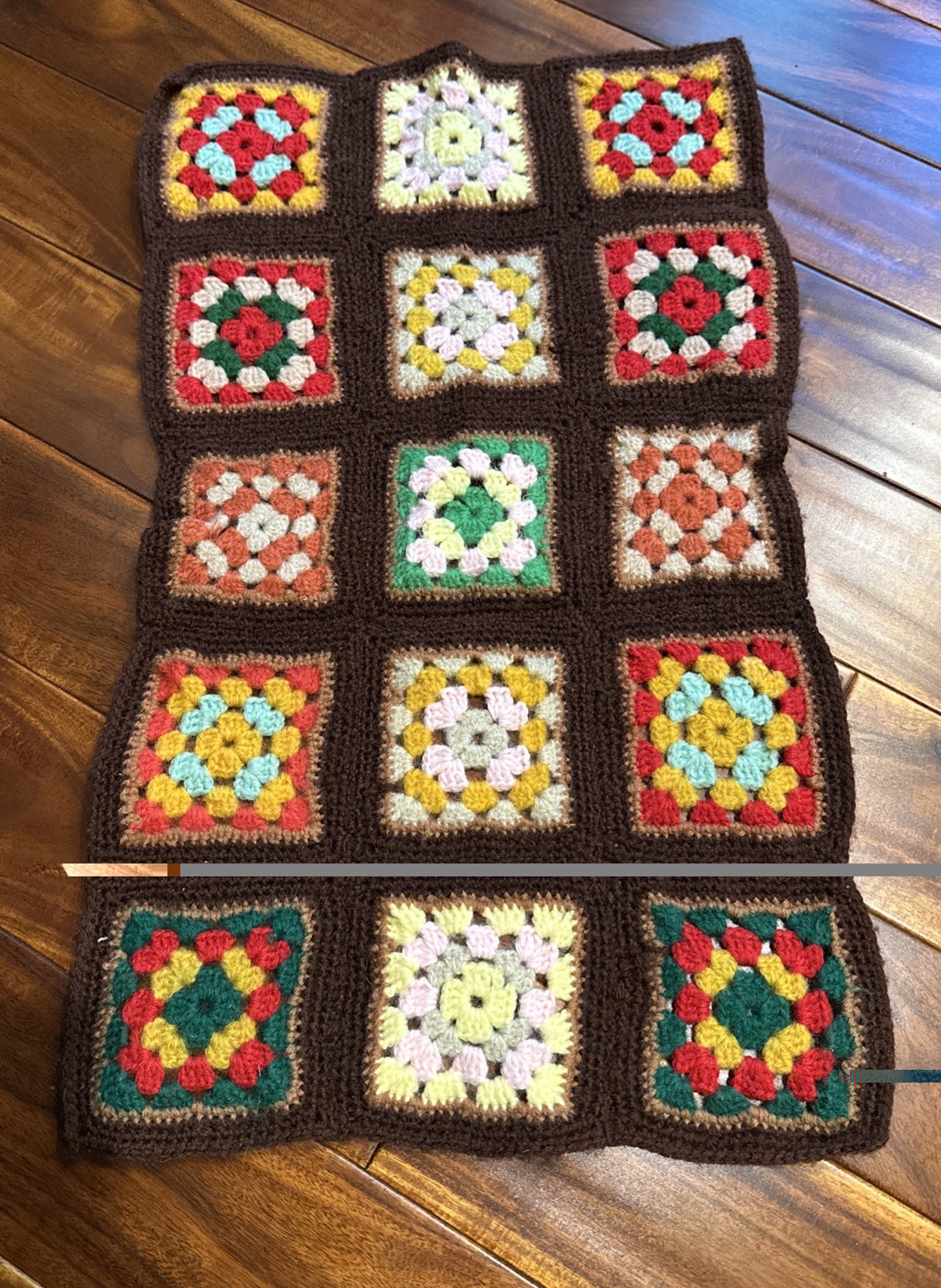 Vintage Granny Square Afghan Mini Doll Table Wall Hanging 20×12”