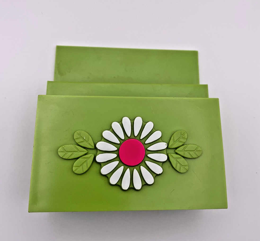 Vintage 1970s Mail Holder – Daisy « Flower Power » Green Desk Letter Organizer