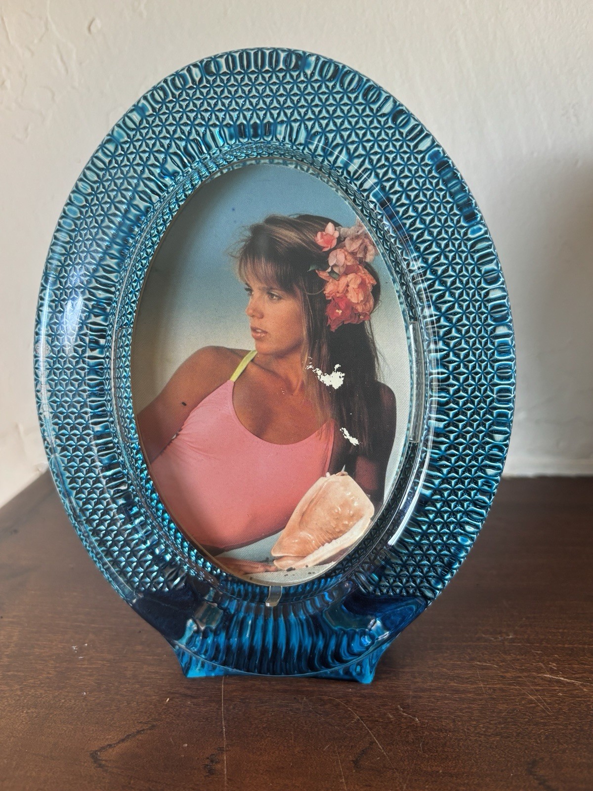 Blue Textured Glass Photo Frame Studio Nova 6.25” x 4.75&Prime; Oval – New