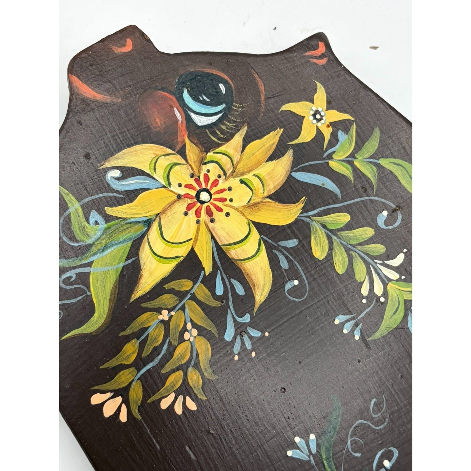 VTG Hand Painted Cottagecore Farmhouse Country Pig Yellow Flowers Key Holder