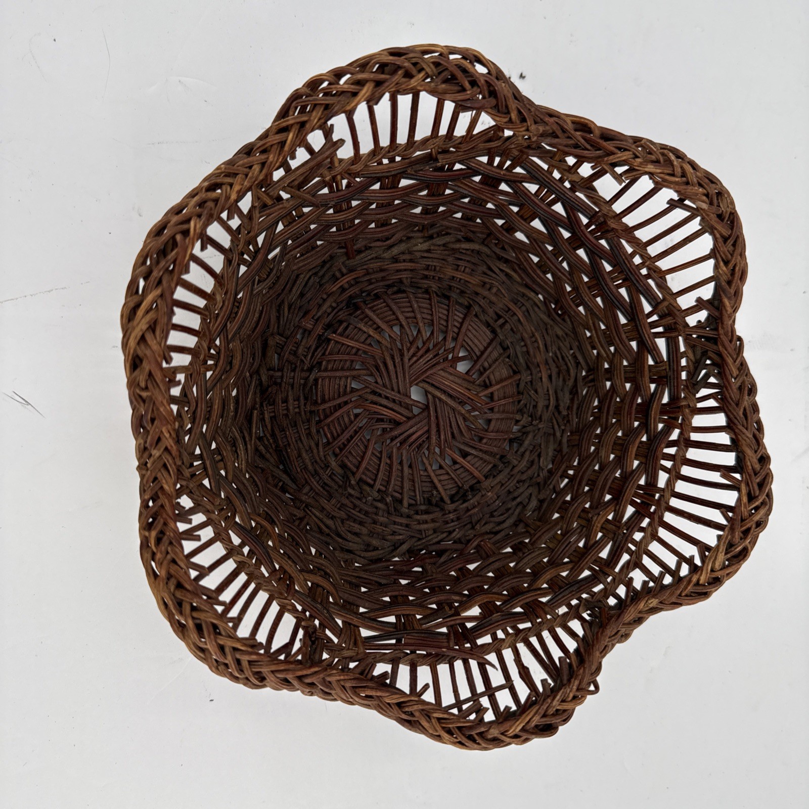 Vintage Set of 3 Wicker Nesting Baskets Handwoven Rattan Boho Farmhouse
