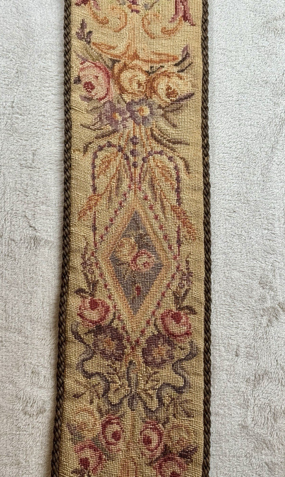 Vtg Wool Needlepoint Bell Pull Floral Motif Wall Hanging Hardware Ends 60×5”