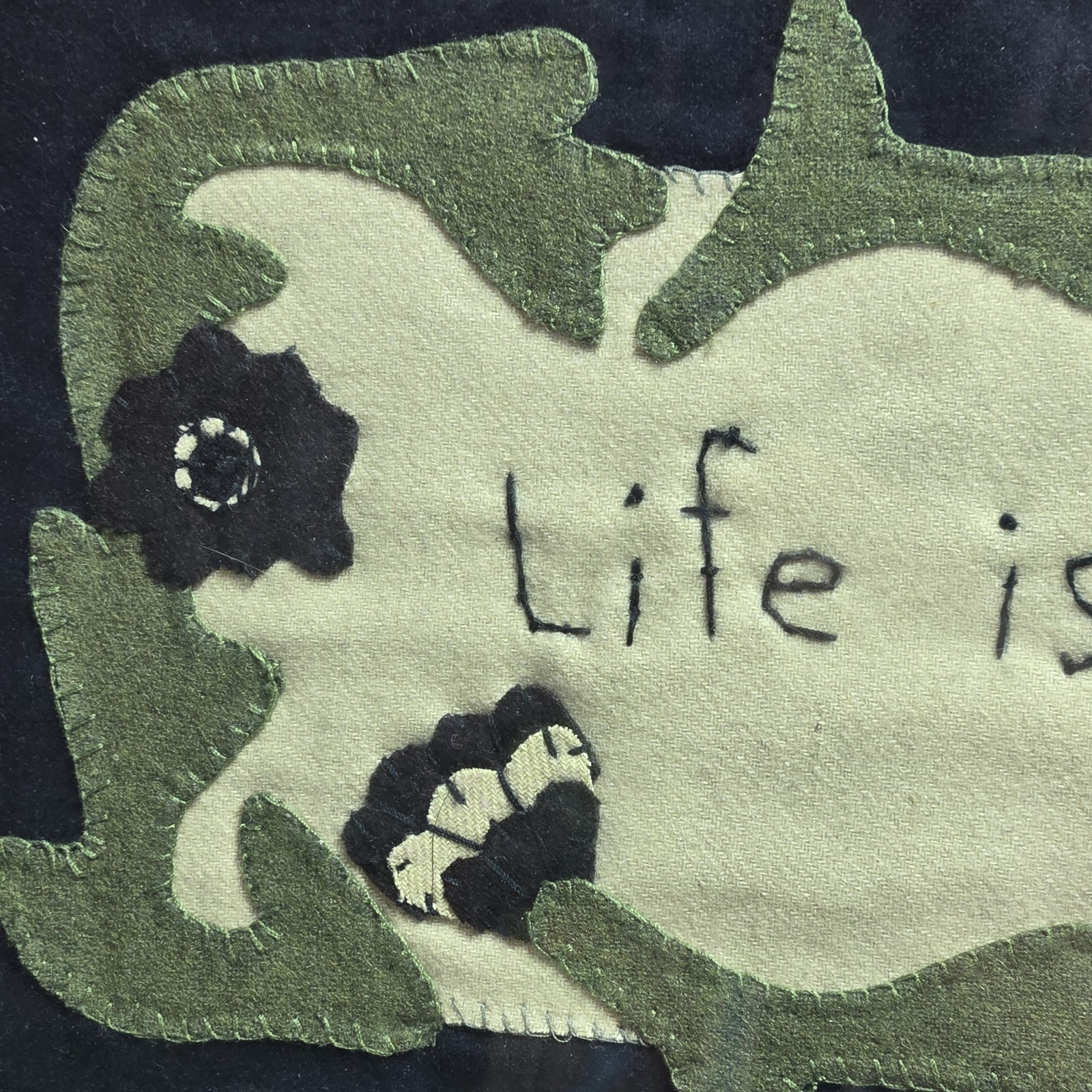 Life Is Good Framed Wall Art Embroidery Felt Country Cottagecore 21&Prime;x13&Prime; Decor