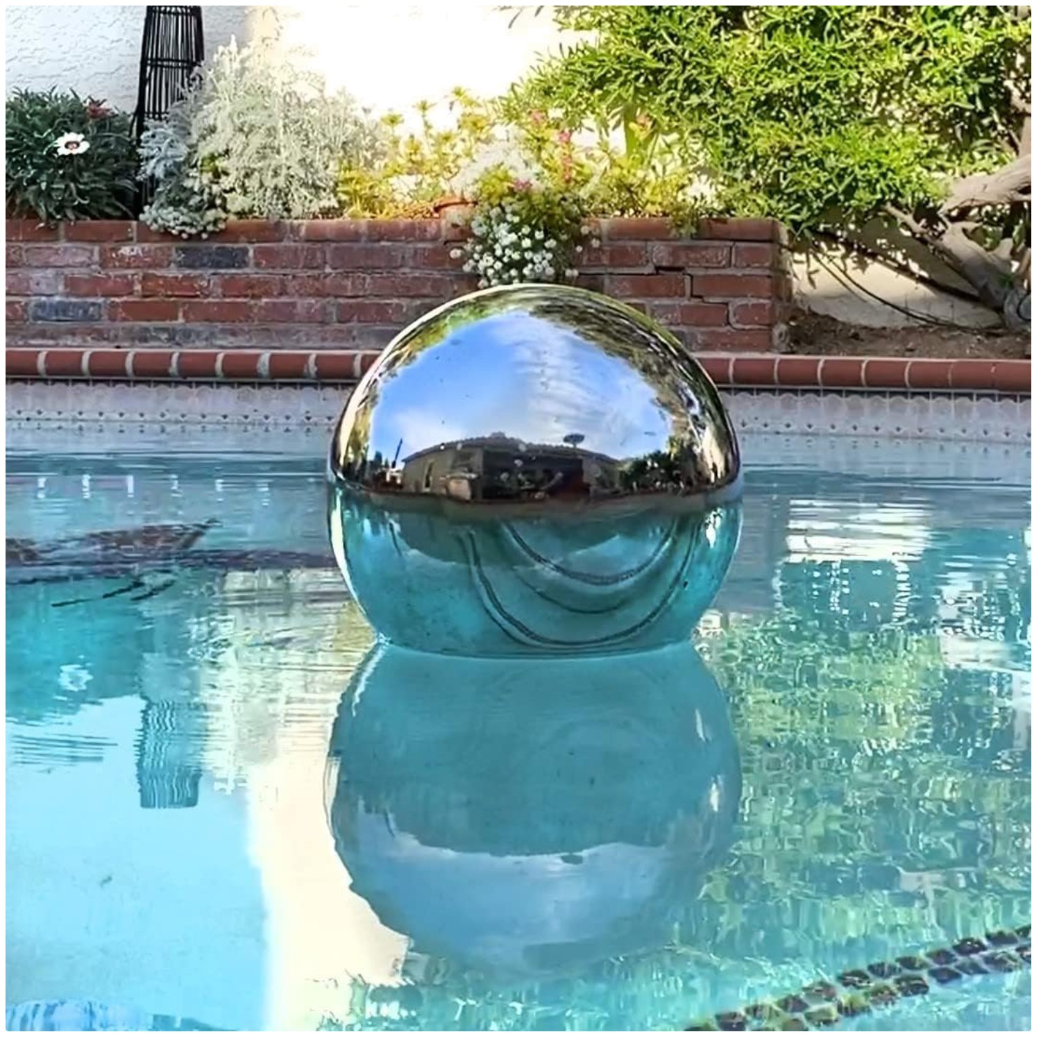Water Resistant Silver Gazing Ball – 10&Prime; Stainless Steel