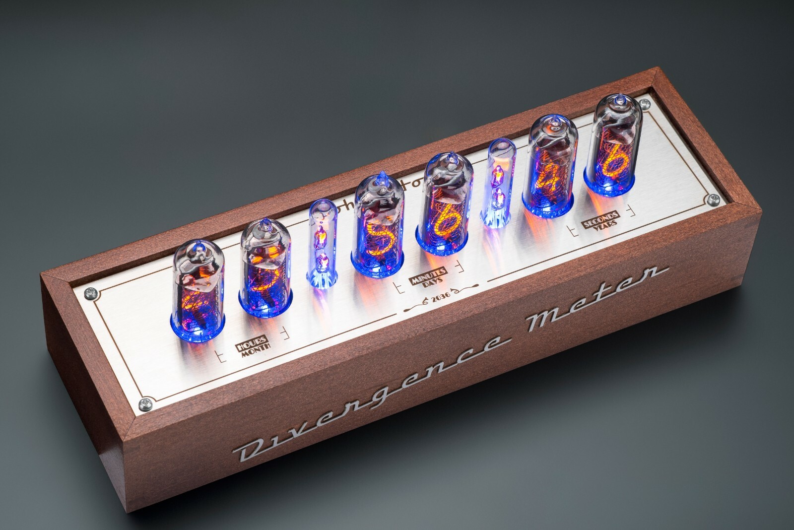 IN-14 Nixie Tube Clock in Wooden Case 12/24H Slot Machine FREE SHIPPING 3-5 Days
