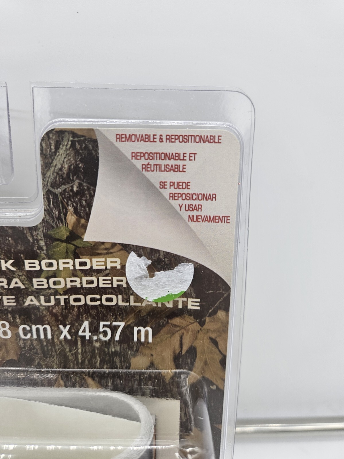 Mossy Oak Leaf Camouflage Wall Border Hunting Camo Cabin Peel & Stick Vinyl Art